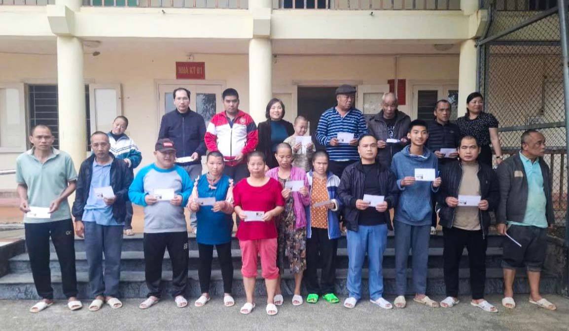 il croit que l'article